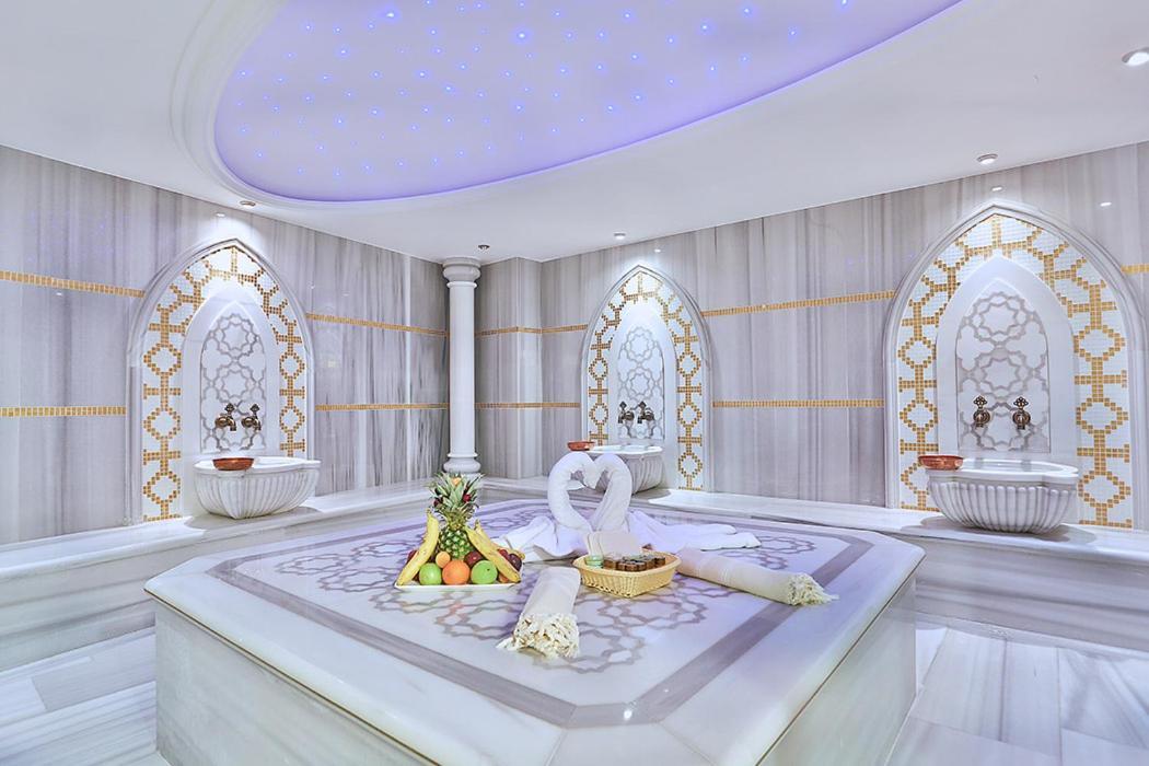 Emirhan Palace Hotel Istanbul Bagian luar foto
