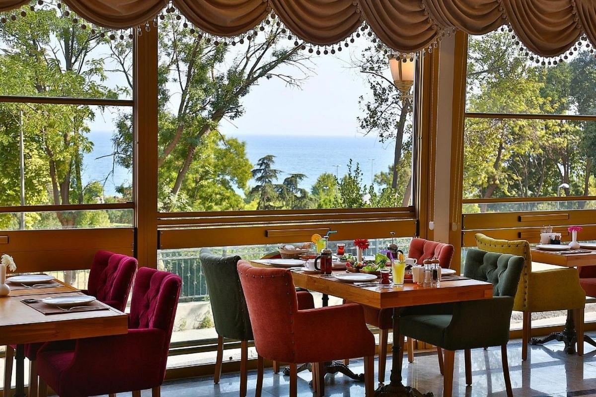 Emirhan Palace Hotel Istanbul Bagian luar foto