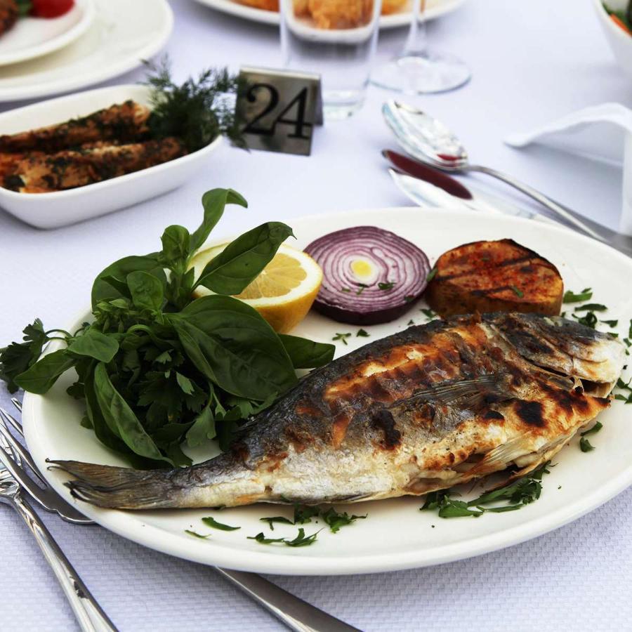 Emirhan Palace Hotel Istanbul Bagian luar foto